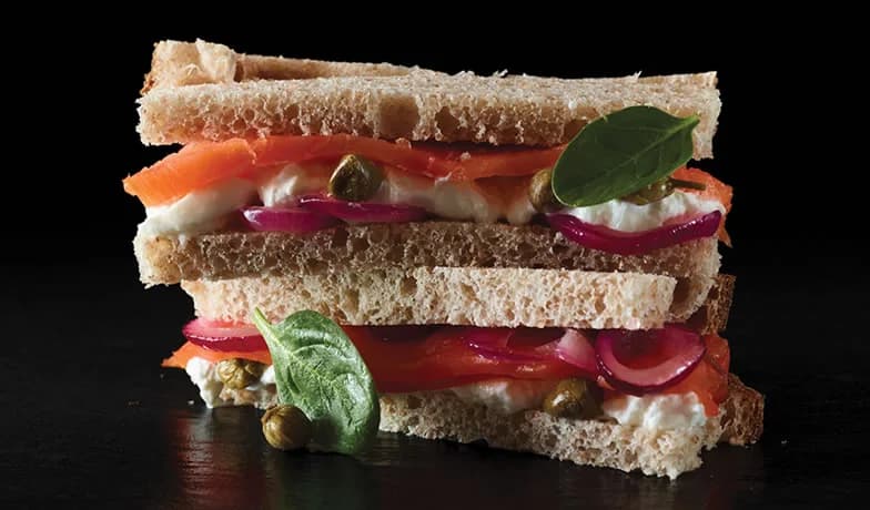 Mangiare il salmone affumicato: ispirazioni dal libro Upstream